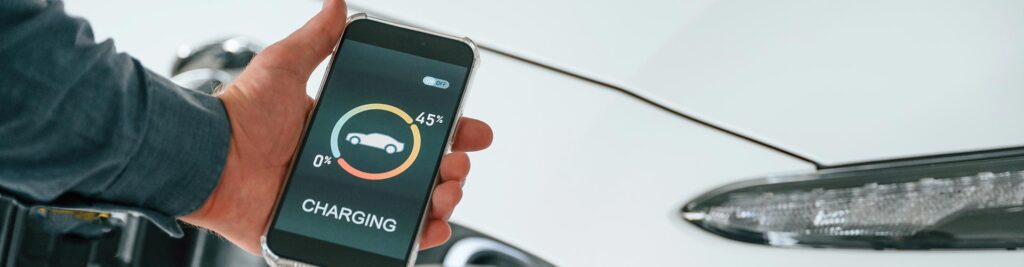 Verwendung der Smartphone-App zur Überwachung des Ladevorgangs