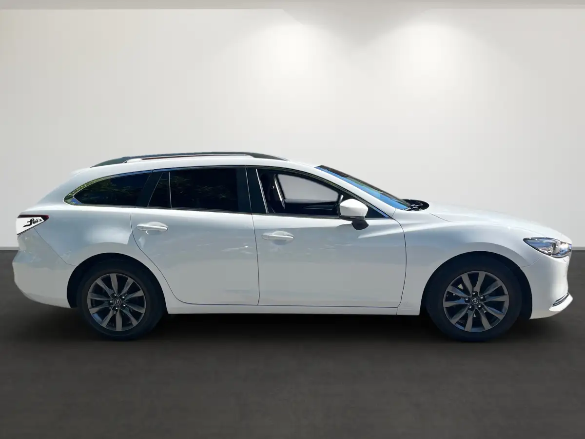 Mazda 6, Kombi, Benzin, Schaltgetriebe, Weiß