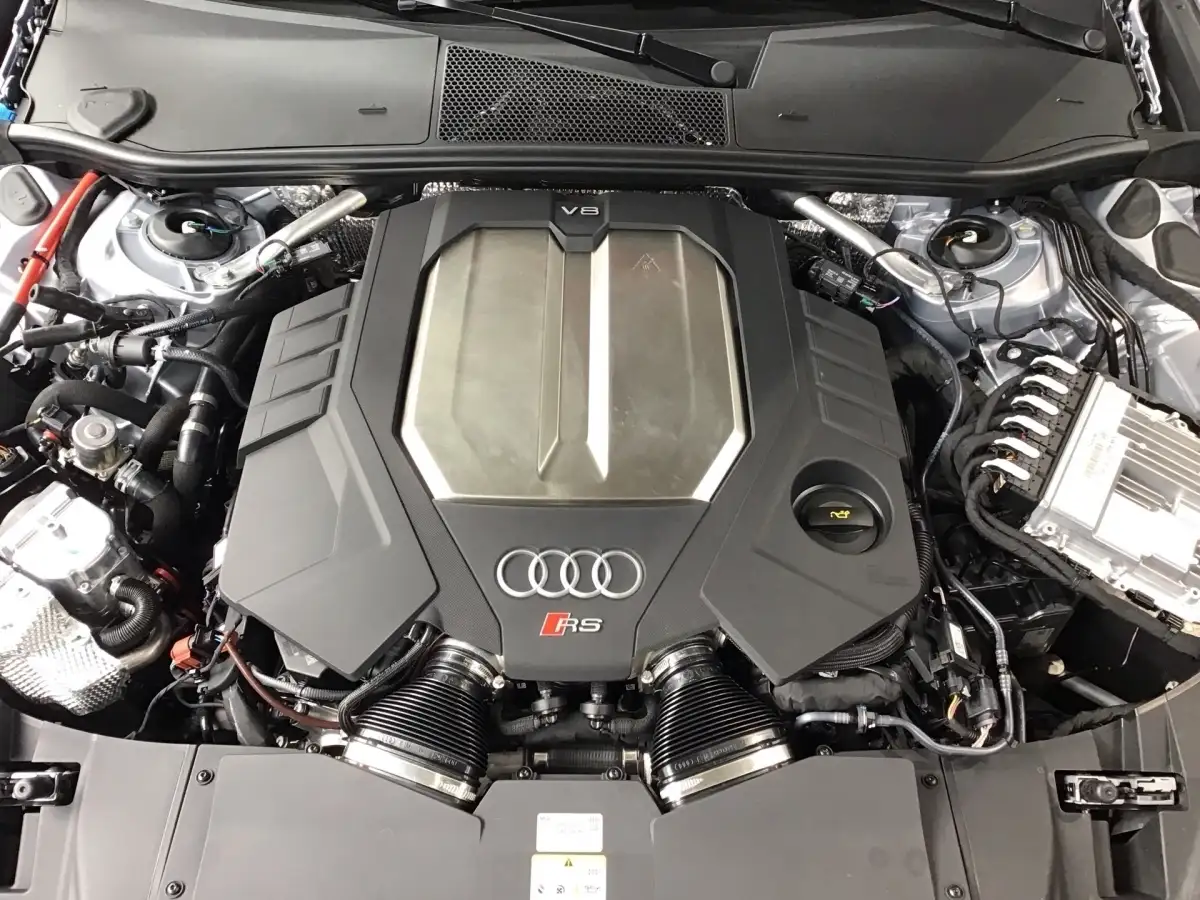 Audi RS6, Kombi, Benzin, Automatik, Silber