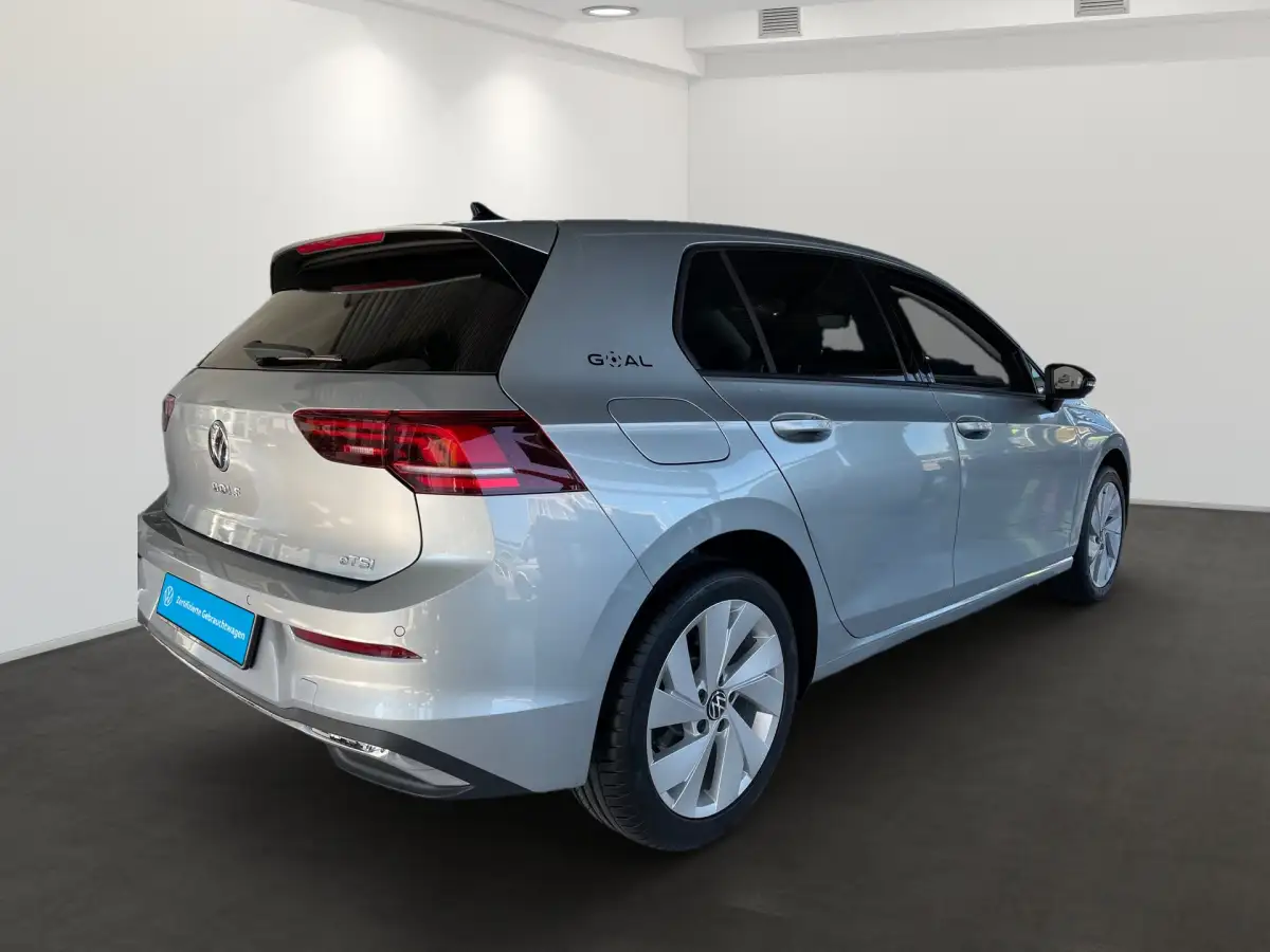 Volkswagen Golf, Limousine, Benzin, Automatik, Silber