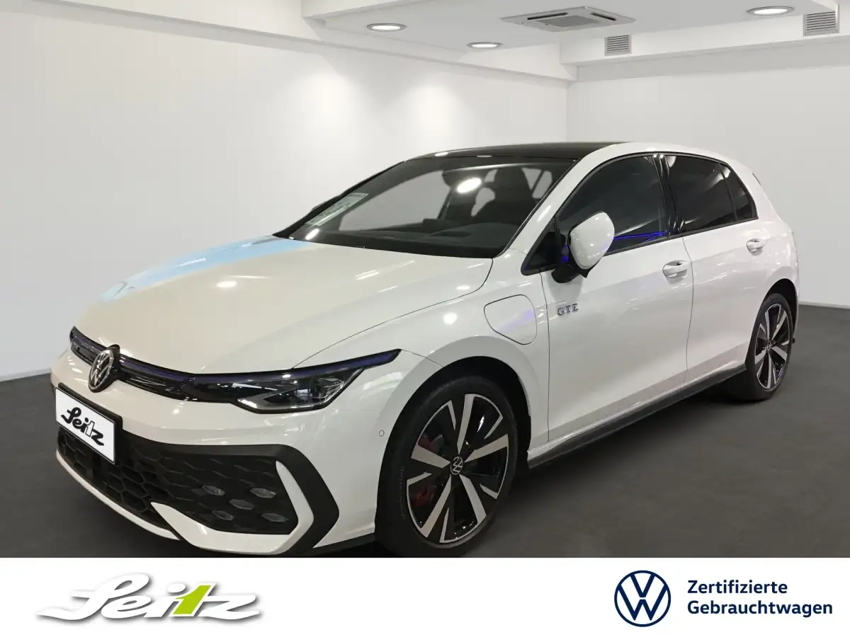 Volkswagen Golf, Limousine, Hybrid (Benzin/Elektro), Automatik, Weiß