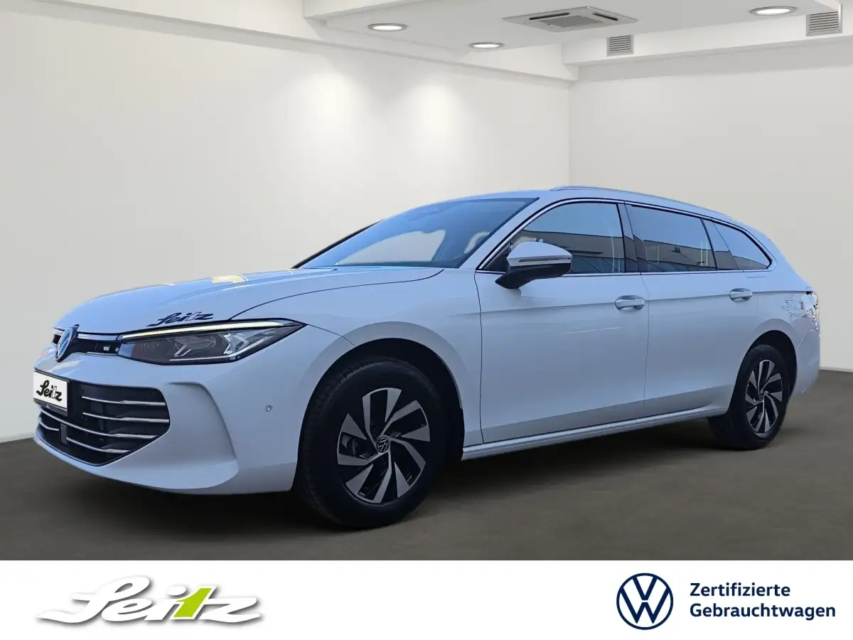 Volkswagen Passat Variant, Kombi, Diesel, Automatik, Weiß