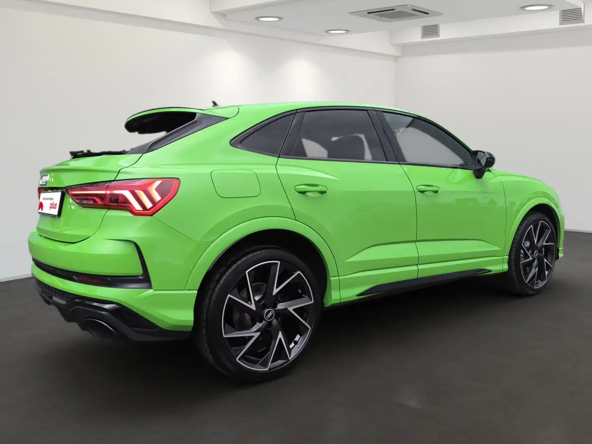 Audi RSQ3, SUV/Geländewagen/Pickup, Benzin, Automatik, Grün