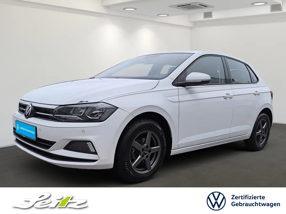 Volkswagen Polo, Kleinwagen, Benzin, Schaltgetriebe, Weiß