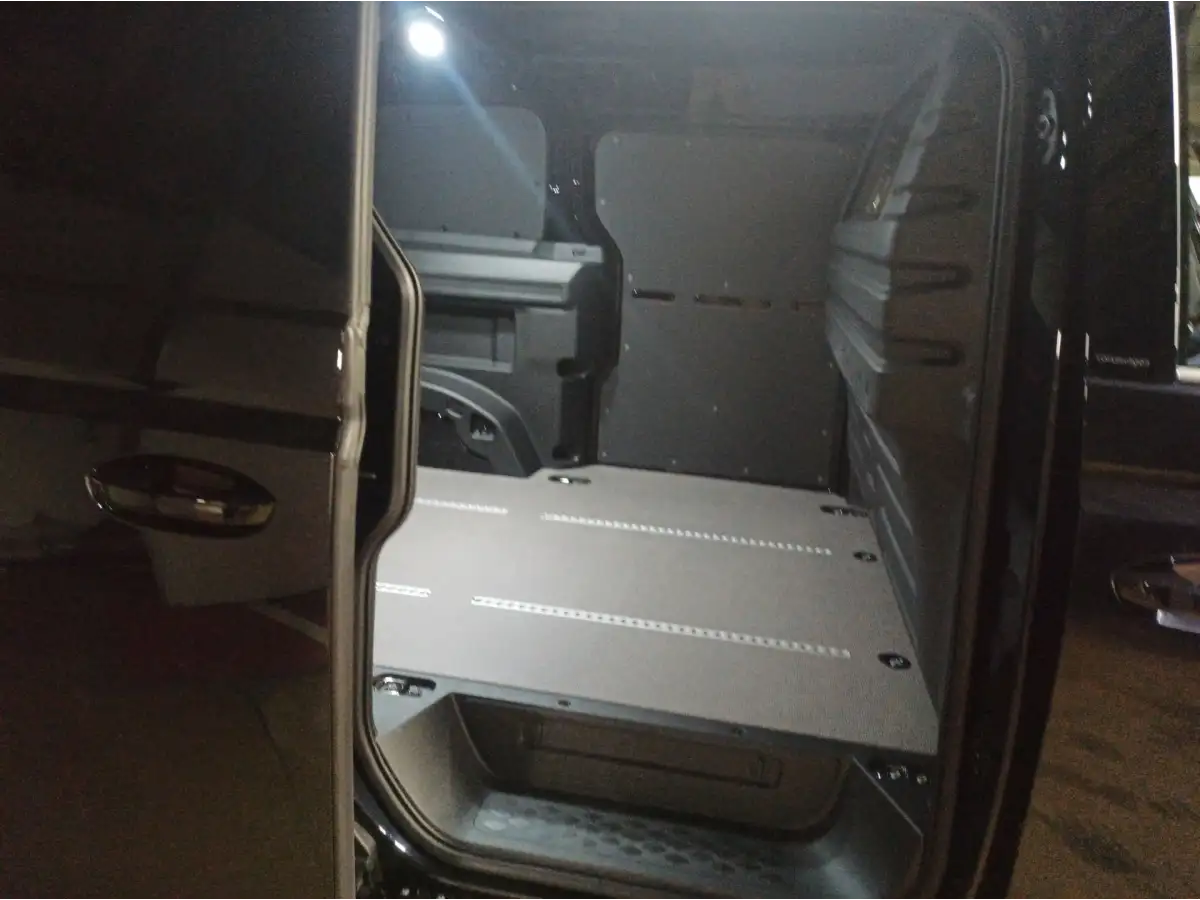 Volkswagen ID.Buzz, Van/Kleinbus, Elektro, Automatik, Schwarz