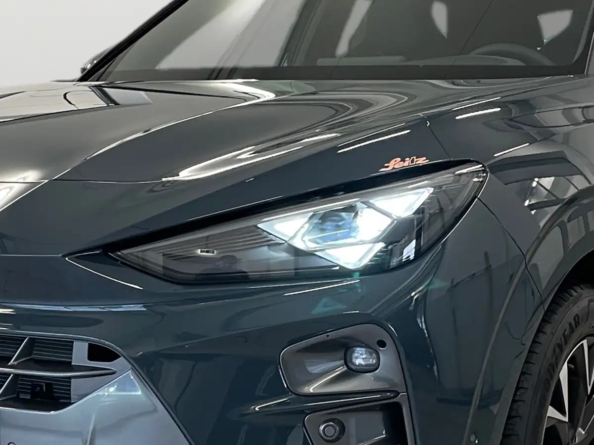 Cupra Terramar, SUV/Geländewagen/Pickup, Hybrid (Benzin/Elektro), Automatik, Blau