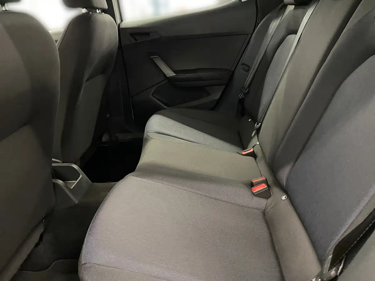 Seat Ibiza, Limousine, Benzin, Automatik, Weiß