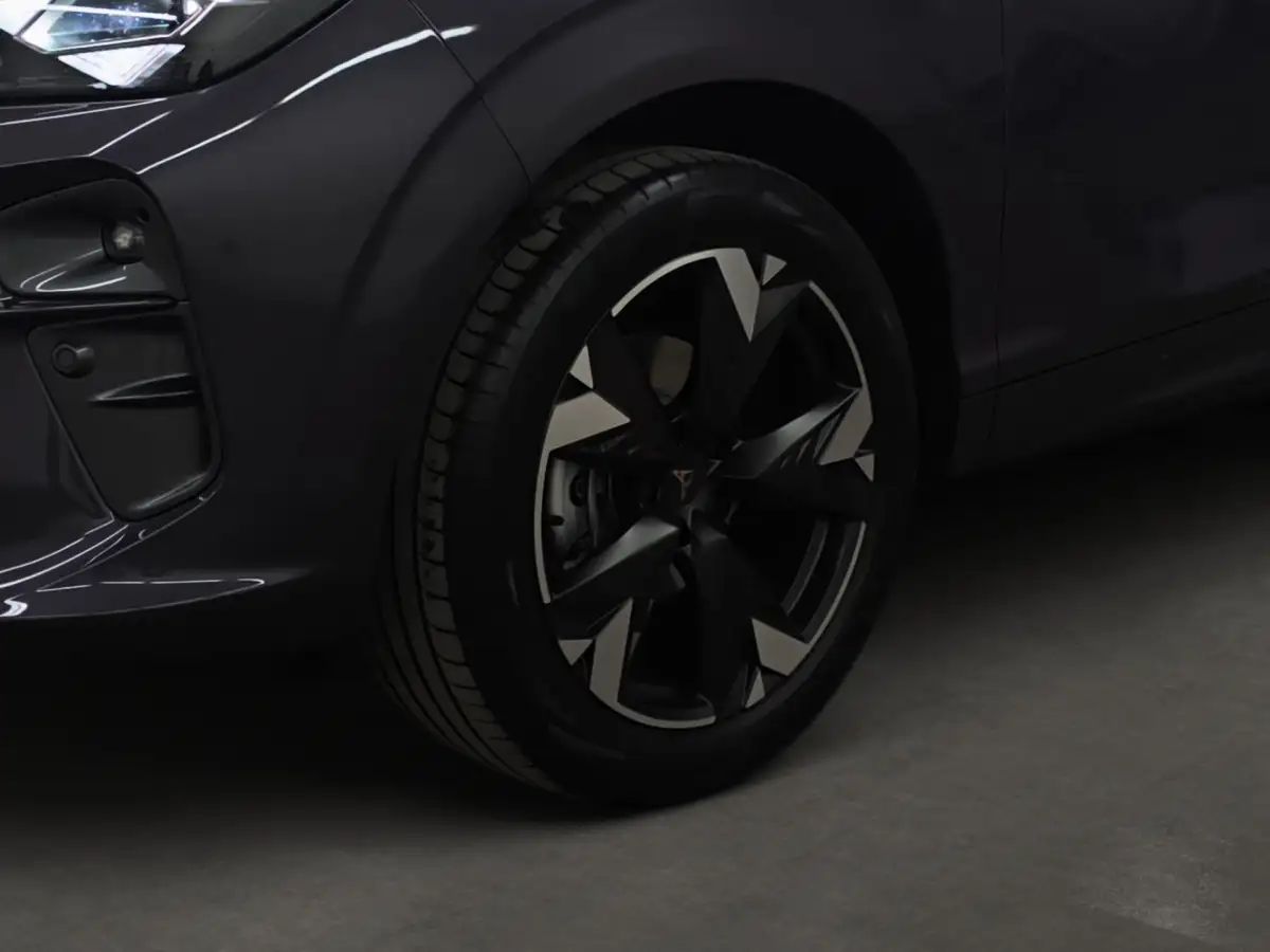 Cupra Terramar, SUV/Geländewagen/Pickup, Benzin, Automatik, Violett