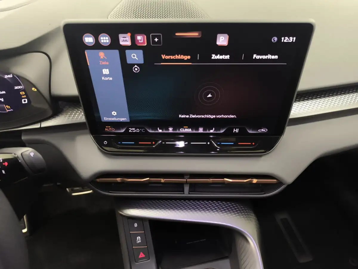 Cupra Terramar, SUV/Geländewagen/Pickup, Benzin, Automatik, Violett