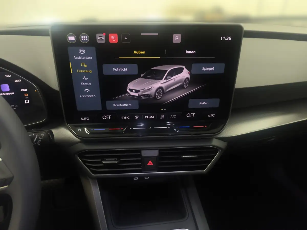 Seat Leon, Limousine, Benzin, Automatik, Grau