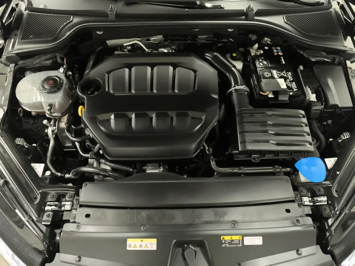 Skoda Octavia, Kombi, Benzin, Automatik, Schwarz