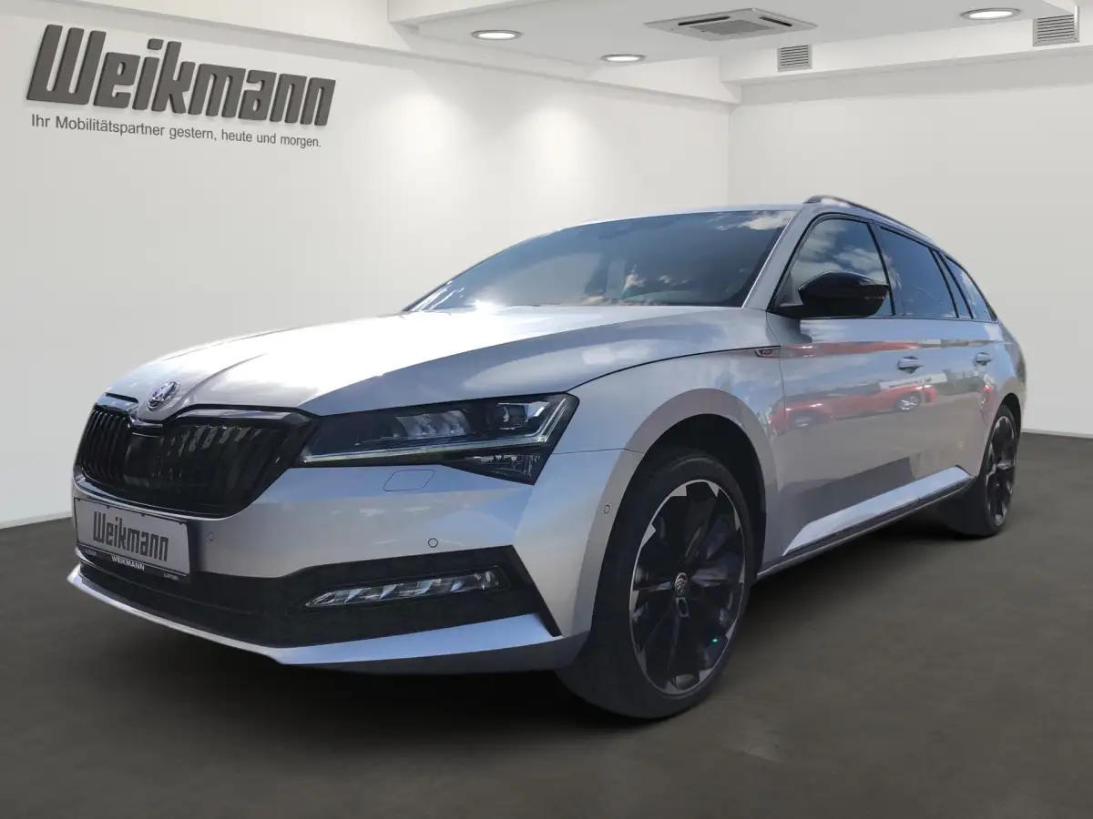 Skoda Superb, Kombi, Benzin, Automatik, Silber