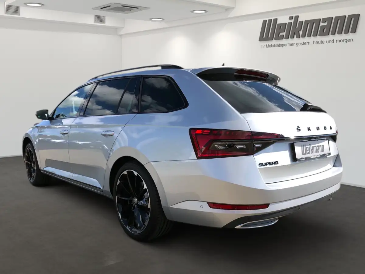 Skoda Superb, Kombi, Benzin, Automatik, Silber