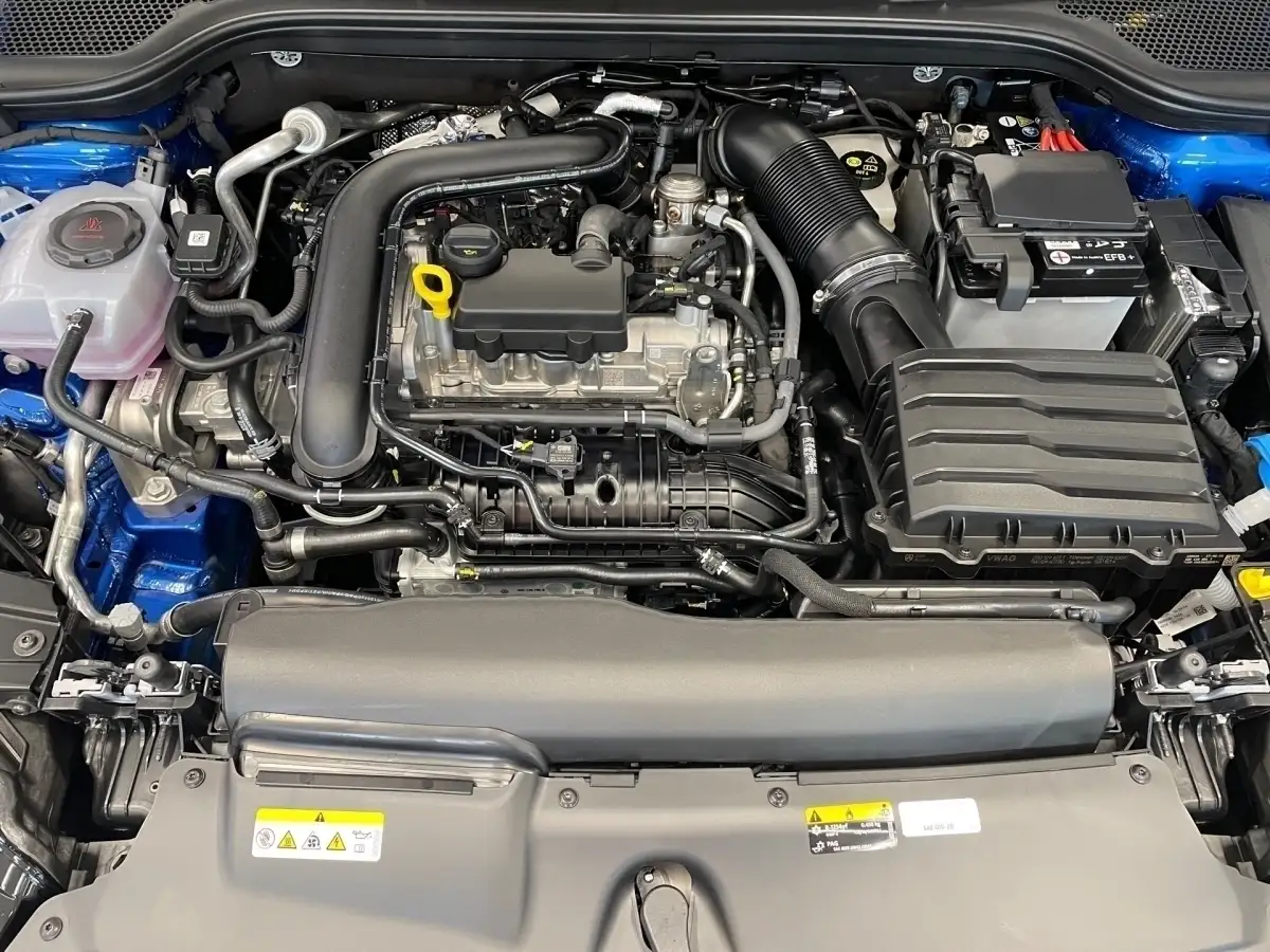 Skoda Scala, Limousine, Benzin, Schaltgetriebe, Blau