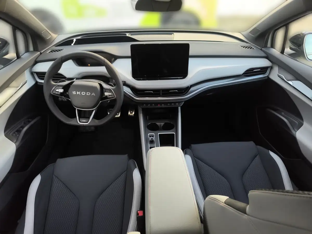 Skoda Elroq, SUV/Geländewagen/Pickup, Elektro, Automatik, Grün