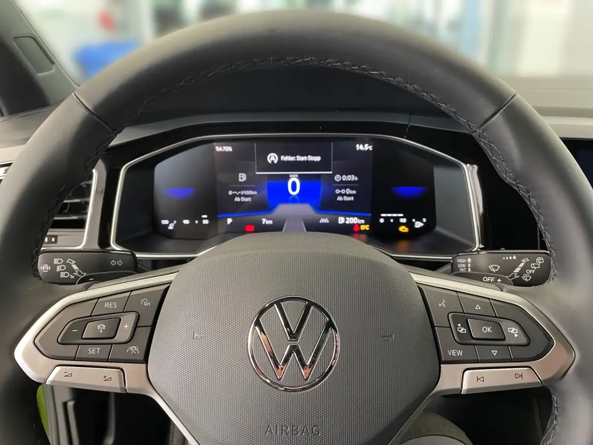 Volkswagen Taigo, SUV/Geländewagen/Pickup, Benzin, Automatik, Schwarz