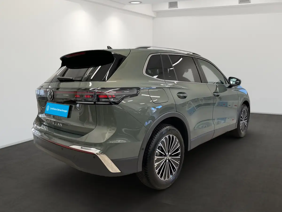 Volkswagen Tiguan, SUV/Geländewagen/Pickup, Diesel, Automatik, Grün