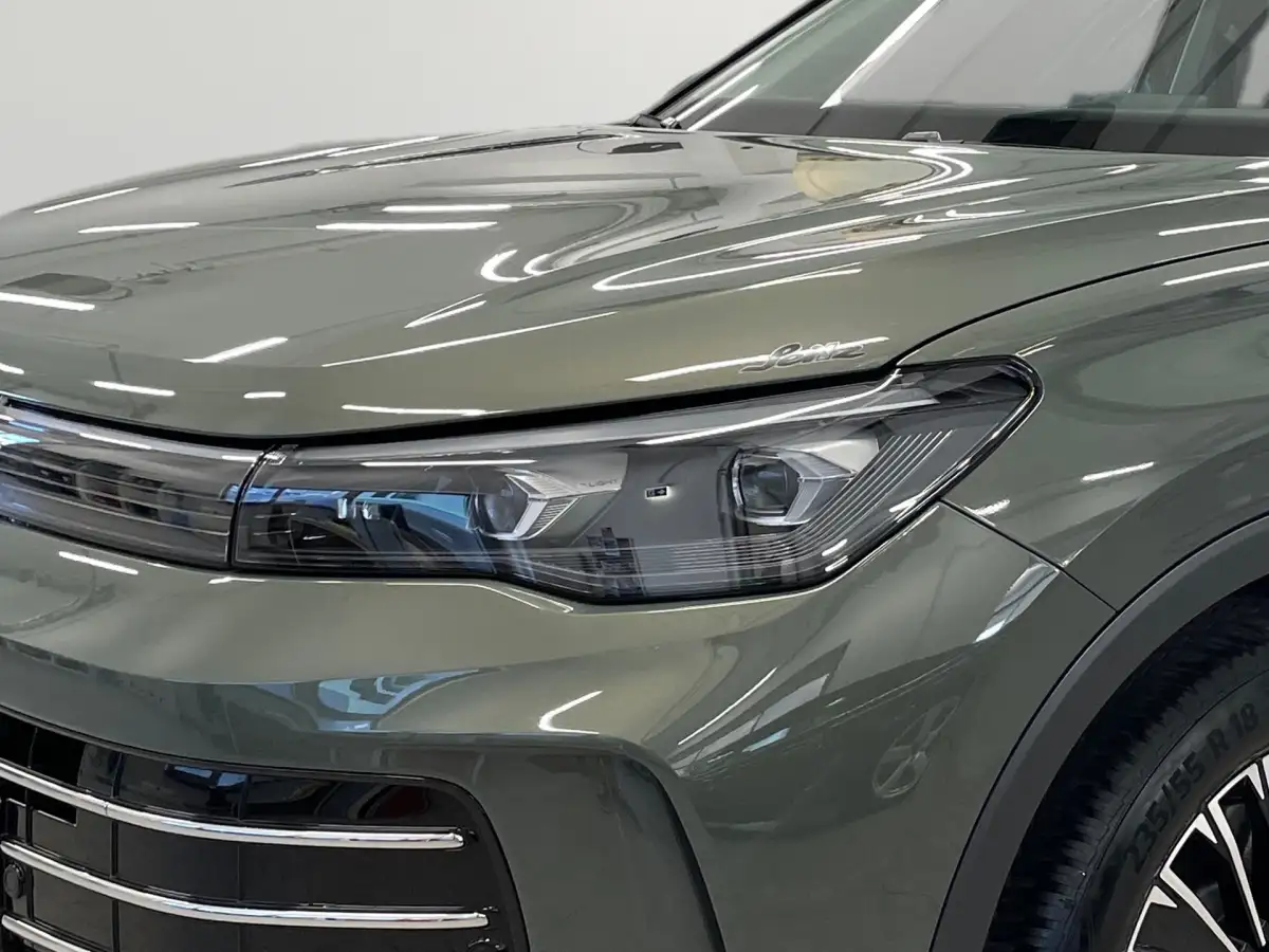 Volkswagen Tiguan, SUV/Geländewagen/Pickup, Diesel, Automatik, Grün