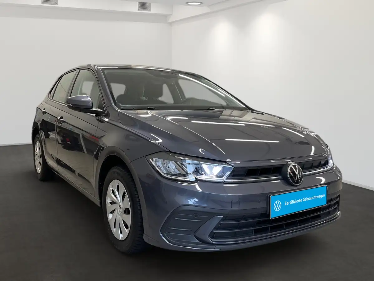 Volkswagen Polo, Kleinwagen, Benzin, Schaltgetriebe, Grau