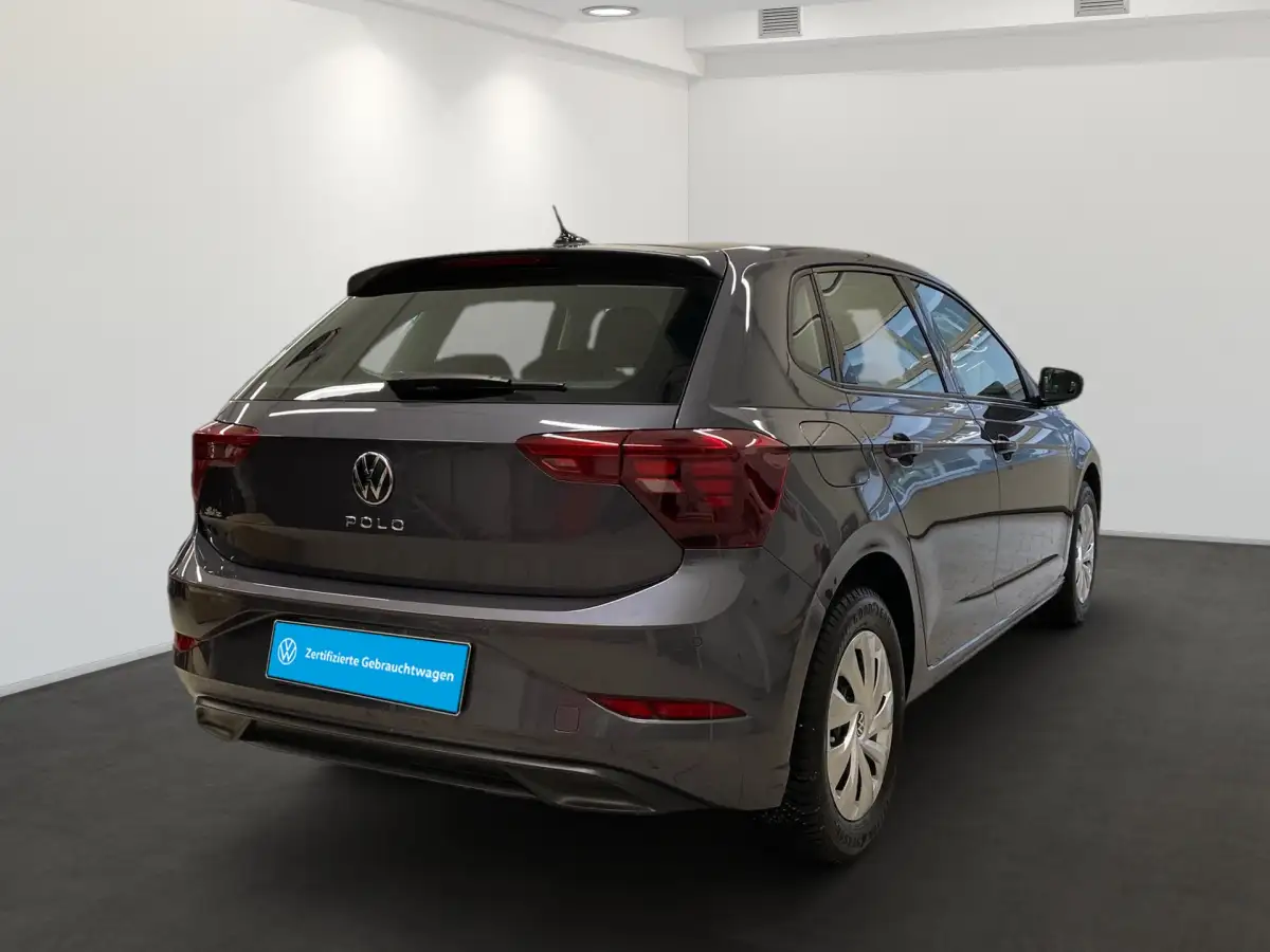 Volkswagen Polo, Kleinwagen, Benzin, Schaltgetriebe, Grau