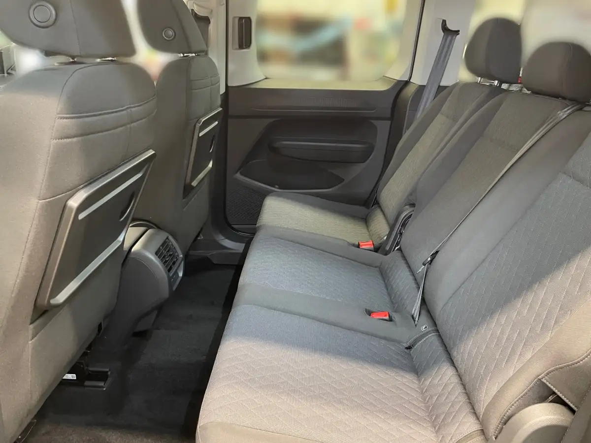 Volkswagen Caddy, Van/Kleinbus, Hybrid (Benzin/Elektro), Automatik, Blau