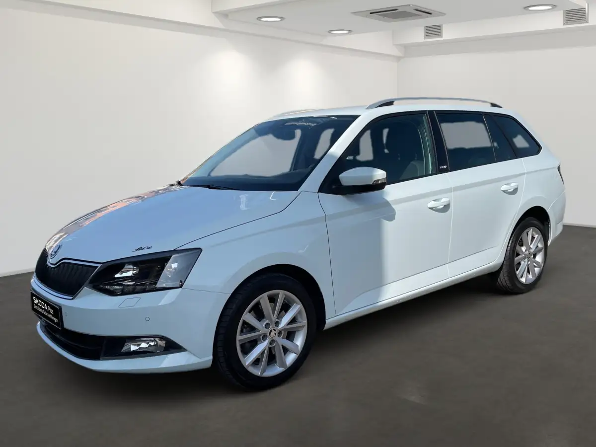 Skoda Fabia, Kombi, Benzin, Automatik, Weiß