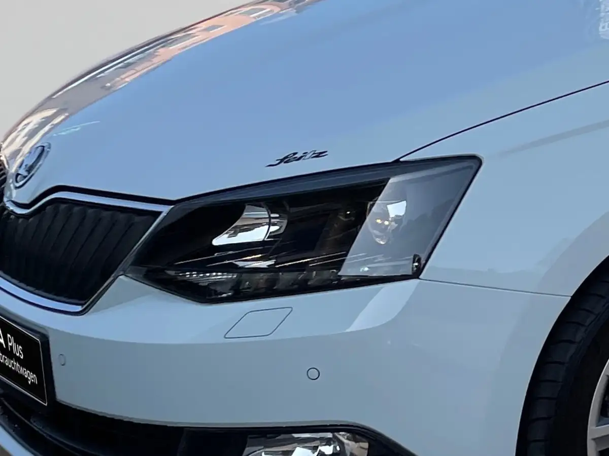 Skoda Fabia, Kombi, Benzin, Automatik, Weiß