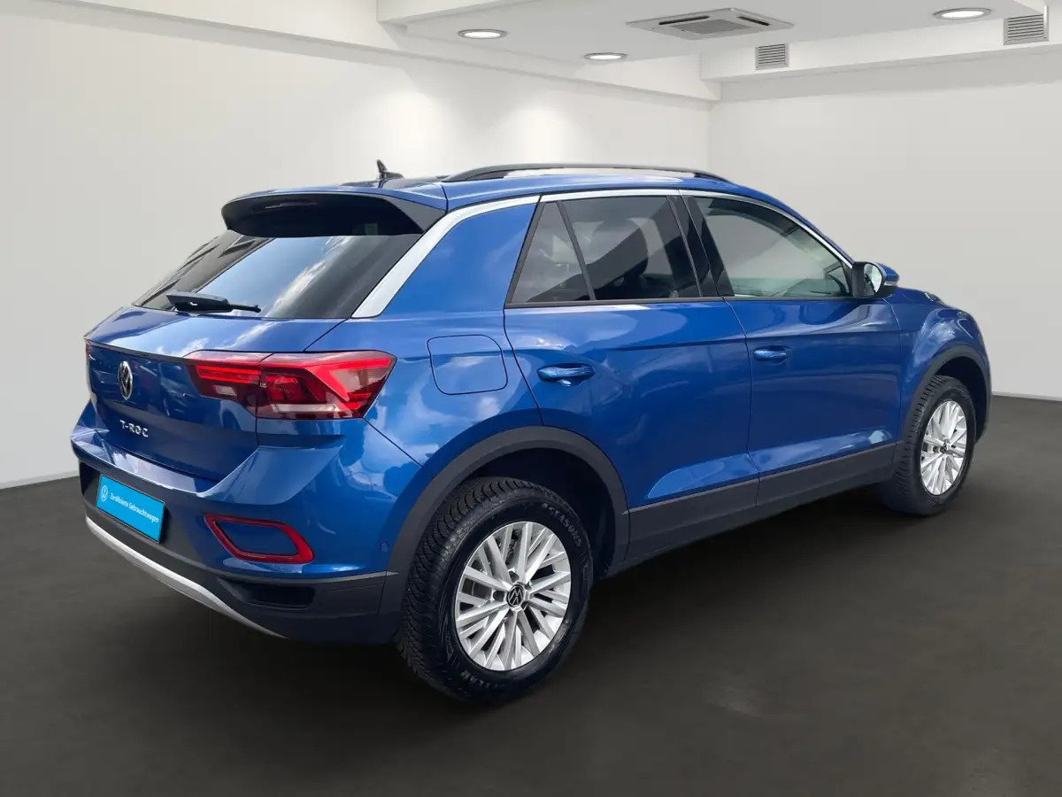 Volkswagen T-Roc, SUV/Geländewagen/Pickup, Benzin, Schaltgetriebe, Blau