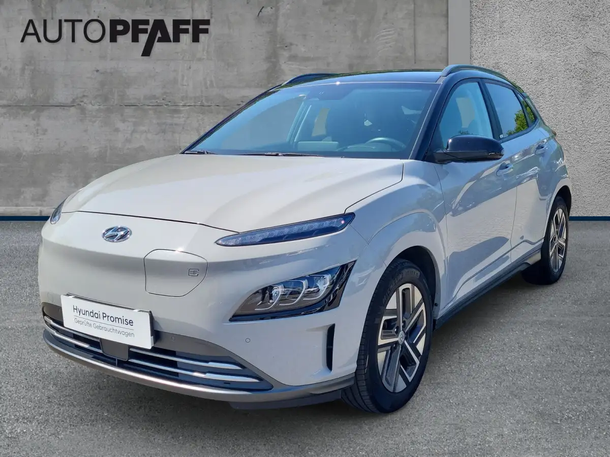 Hyundai KONA Elektro (100kW) TREND Navi|Dachlackierung|11kW OBC