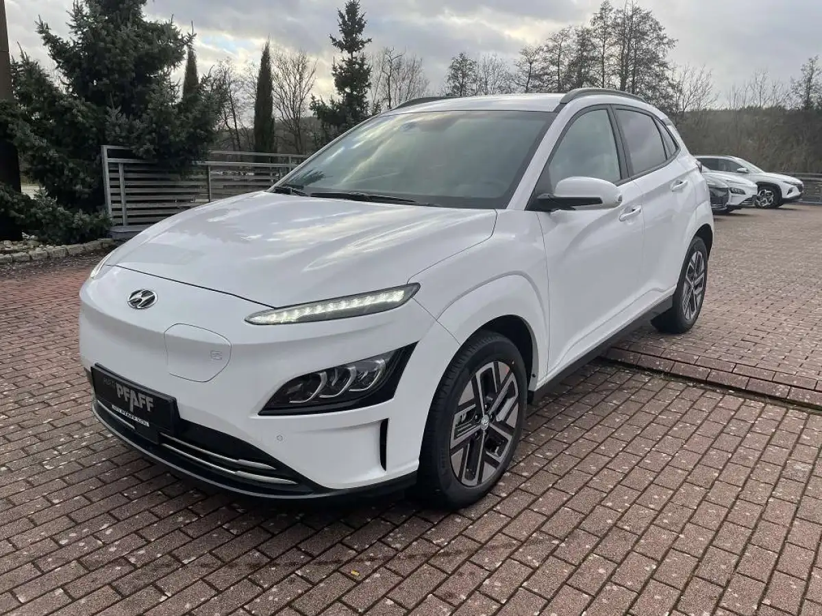 Hyundai KONA Elektro (100kW) TREND inkl. 11kW Klima|Kamera|CarPlay