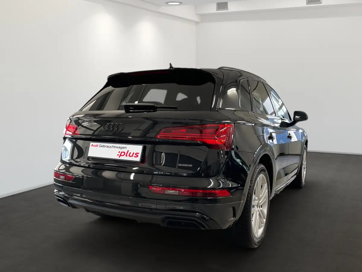 Audi Q5, SUV/Geländewagen/Pickup, Benzin, Automatik, Schwarz