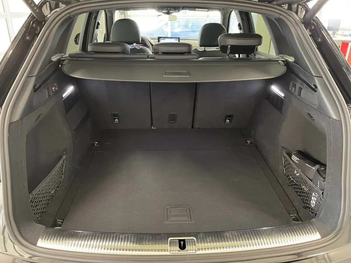 Audi Q5, SUV/Geländewagen/Pickup, Benzin, Automatik, Schwarz
