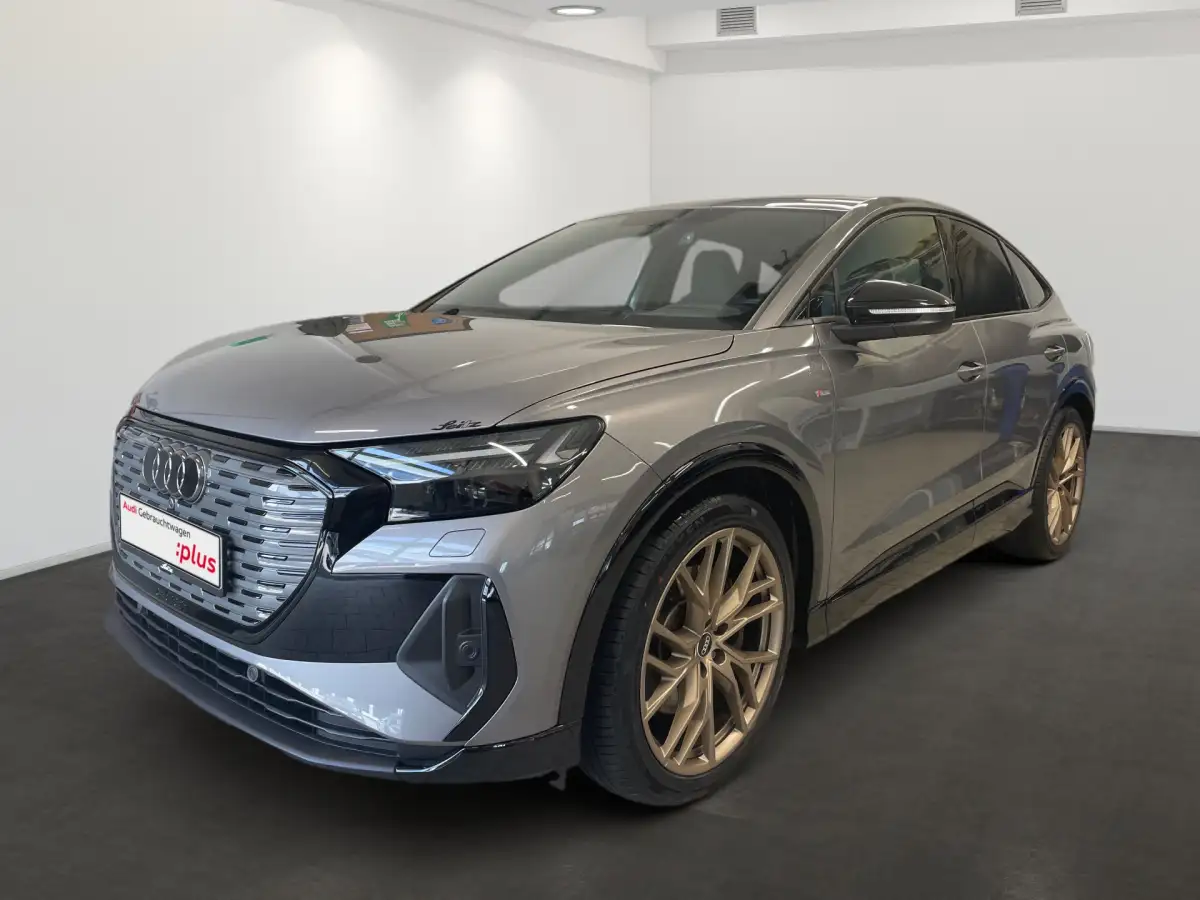 Audi Q4 e-tron, SUV/Geländewagen/Pickup, Elektro, Automatik, Grau