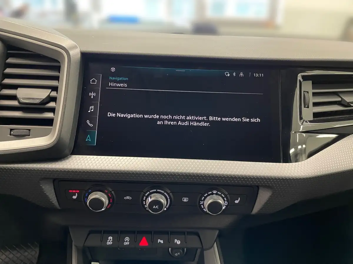 Audi A1, Kleinwagen, Benzin, Automatik, Weiß
