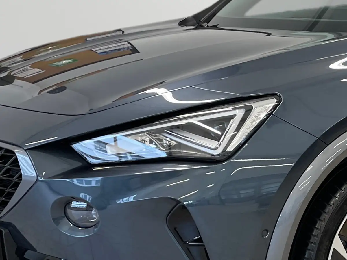 Cupra Formentor, SUV/Geländewagen/Pickup, Hybrid (Benzin/Elektro), Automatik, Grau