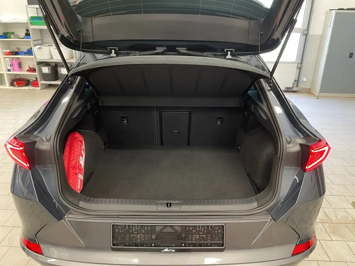 Cupra Formentor, SUV/Geländewagen/Pickup, Hybrid (Benzin/Elektro), Automatik, Grau